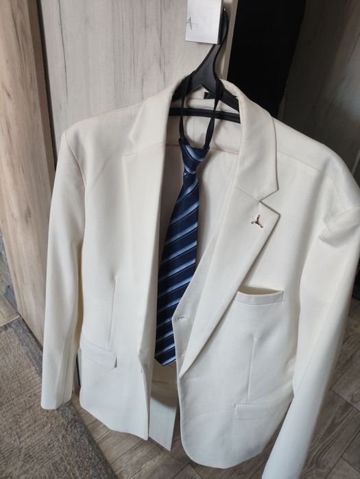 Костюм свадебный 52/54