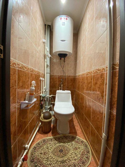 Продам 3-х улучшенной планировки район 8 мкр.