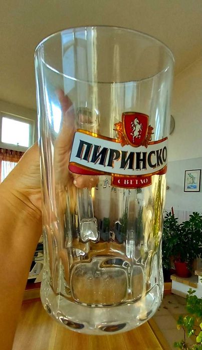 За бар/механа: трошач и съд за лед, стойка за вино, халби, шейкър