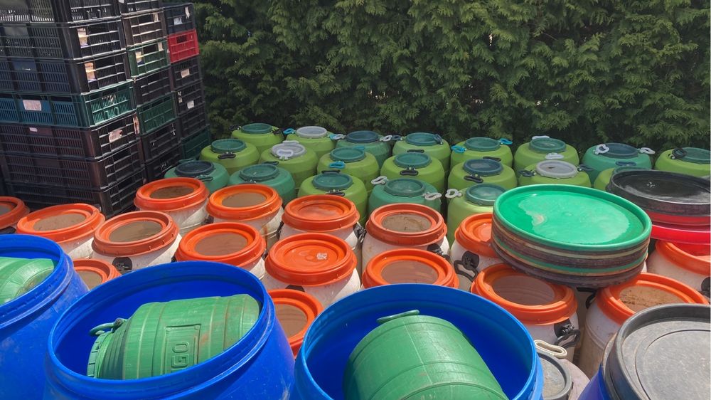 Butoi din plastic intre 10-200 litri