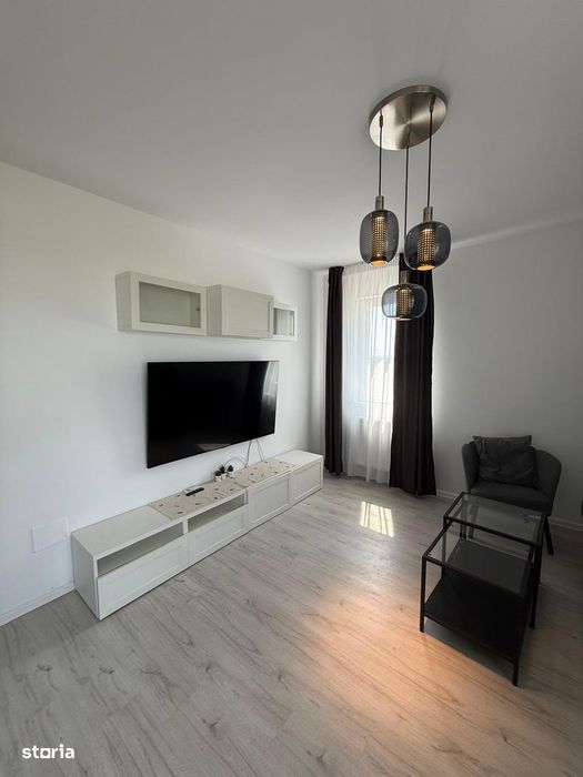 Apartament - Decomandat - Centrala - Mutare Imediata.