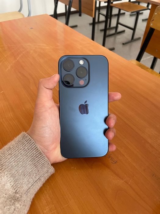 Iphone 15 pro 256 гб продается