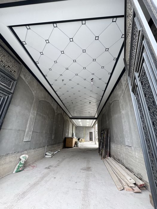 Ko‘rgan mehmon so‘raydi: bu nima? — Tunikabond Lider