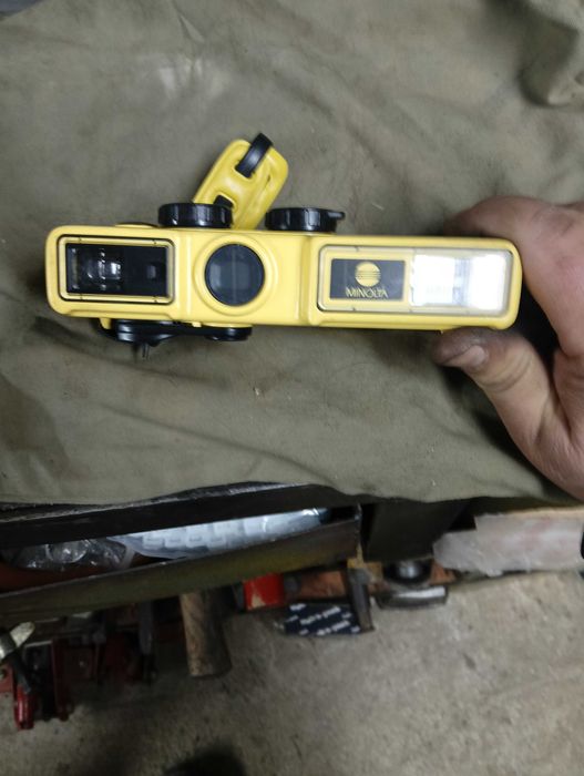 Фотоапарат MINOLTA
