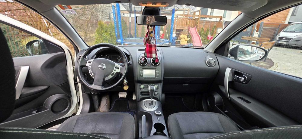 Vând Nissan Qashqai 2012