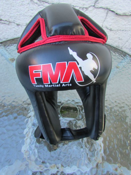 Екипировка за карате - кик бокс FMA