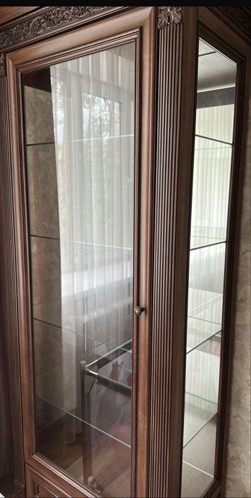 Высокий Сервант для посуды ширина 78см, высота 210