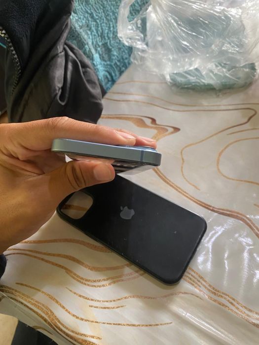 Iphone14 128гб акб 84% в хорошом состояние