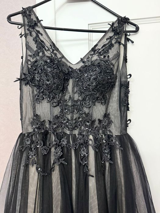 Продаются платье!!!