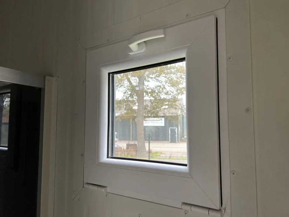 Container rezidențial/birou de 24 m²
