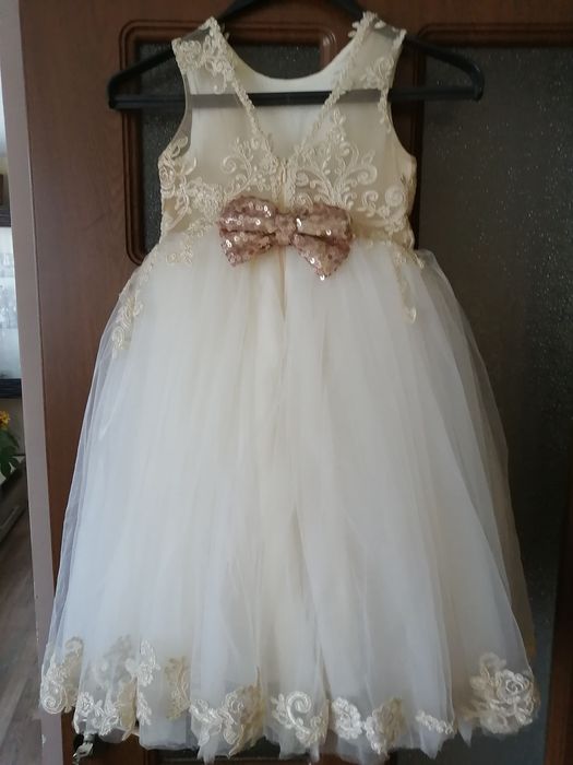 Дизайнерска рокля