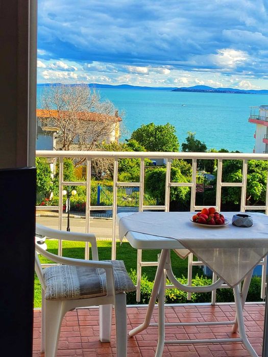 Апартамент Мареа - първа линия, Свети Влас