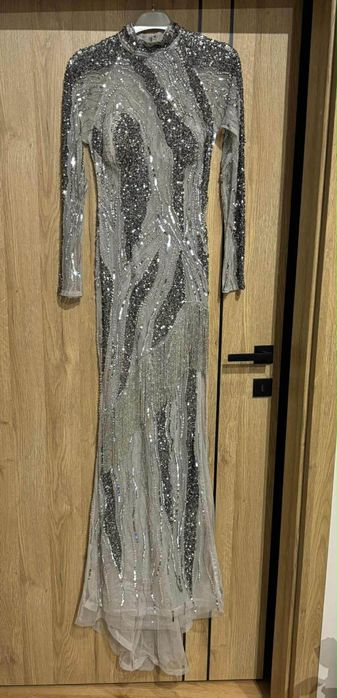 Официална рокля !