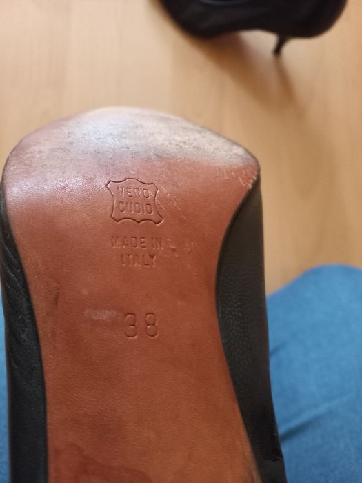 ОБУВКИ различни видовееее