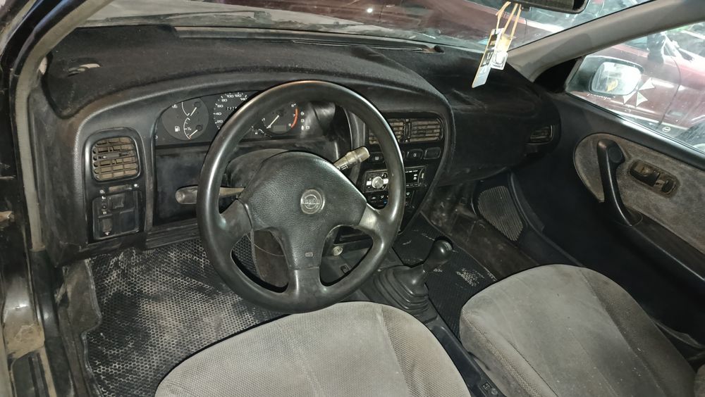 Продаётся нисан примера