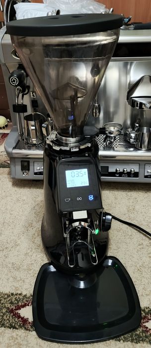 Автоматическая Кофемолка