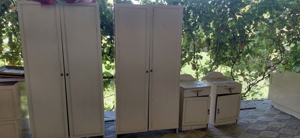 Spalniy, shkaf,  mebel trumo lari bilan sotiladi