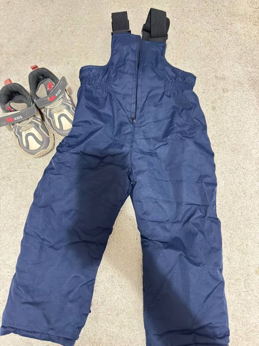 Bolalar kiyimi srochna sotiladi ideal ko'rinishda