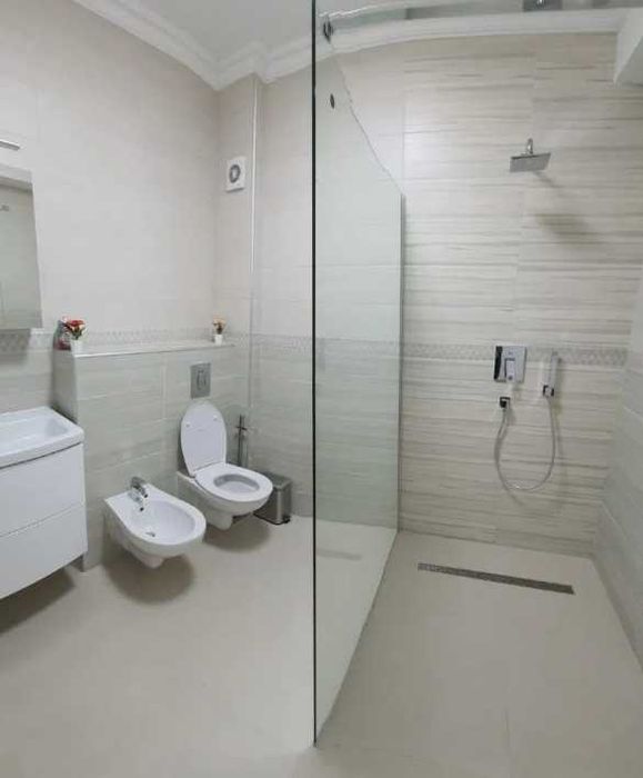 Дава се под наем Двустаен апартамент в Пловдив, Каменица 2 - 67 кв.м за 357 € - Снимка #3