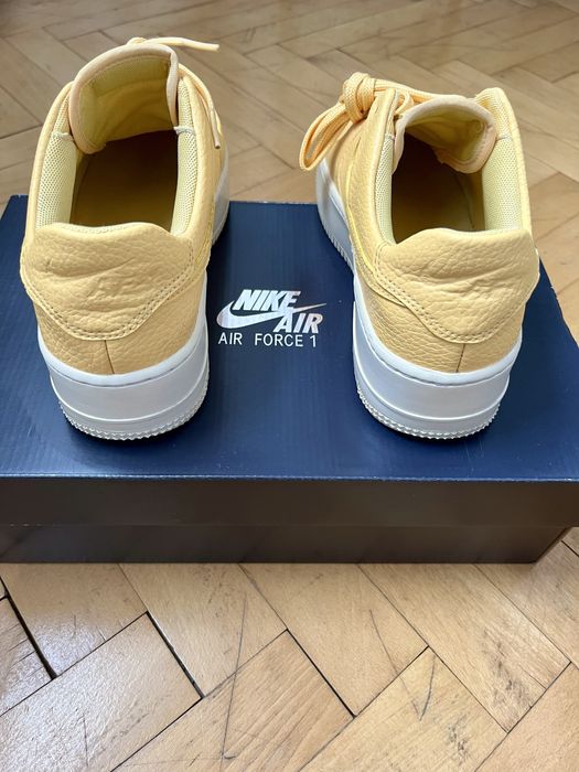 Маратонки Nike Air Force 1 Sage 38