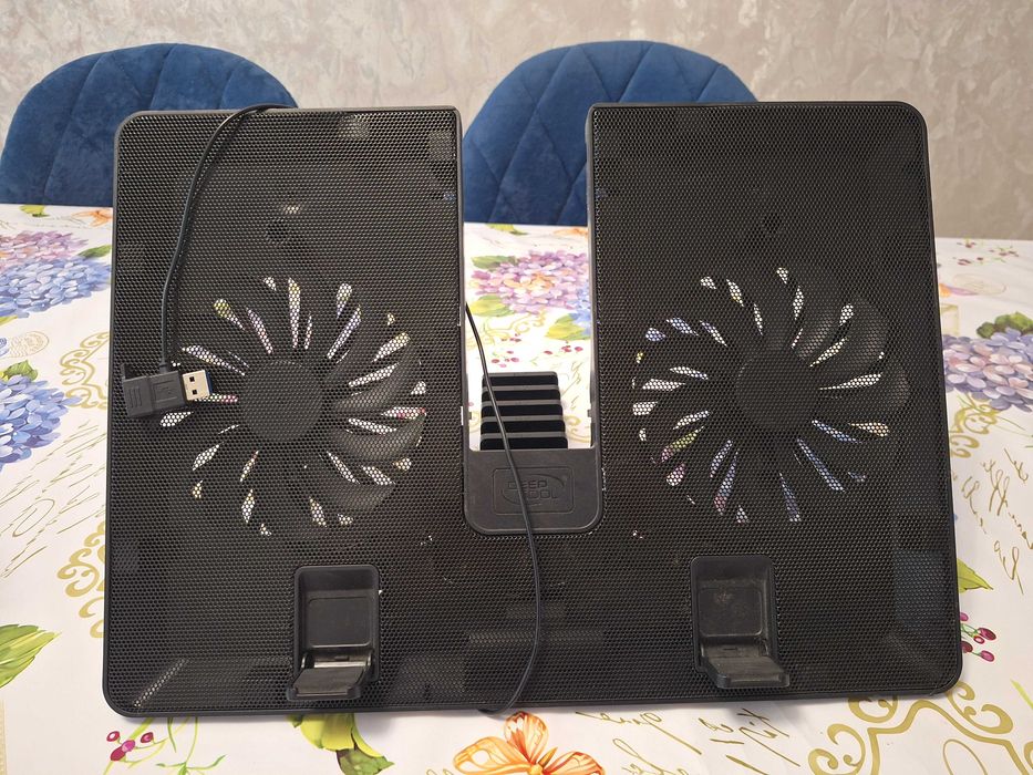 Охлаждающая подставка под ноутбук, планшет