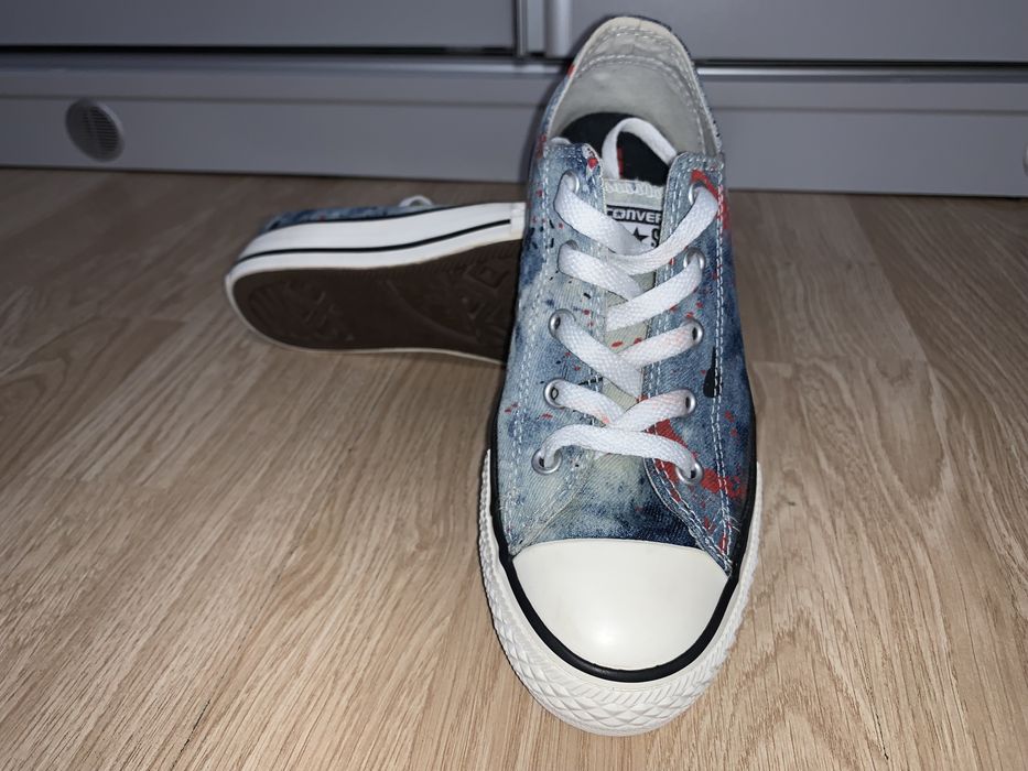 Tenisi Converse unisex mas. 33,5, stare impecabila !