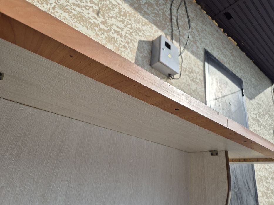 Стол кухни,  стол!