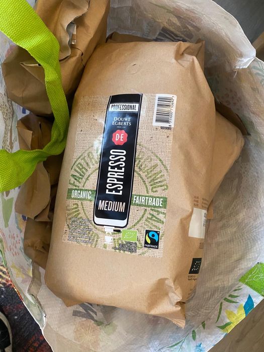 CAFEA DOUWE EGBERTS Espresso Prajire Medie ORGANIC 1kg Super Pret