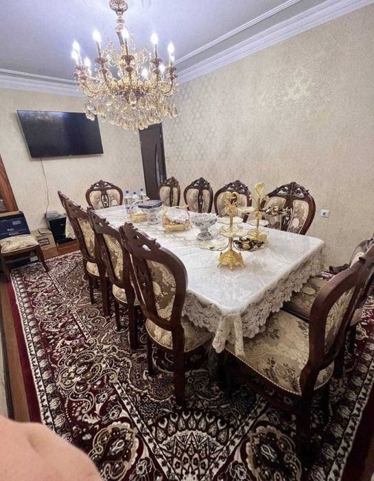 Продаётся квартира Юнусабад 15кв 4/1/5