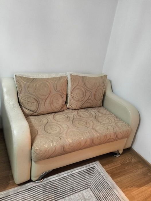 Красивый диван тройка