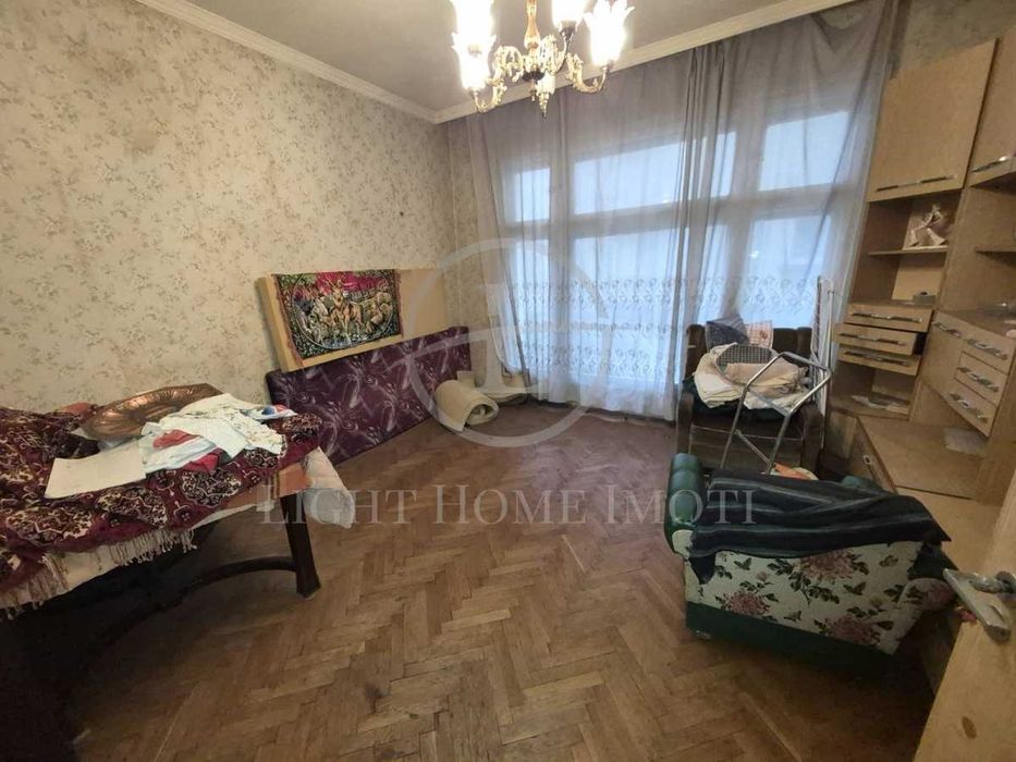 Реф. 978 Етаж от къща / ГАРАЖ И ДВОР/ Водната Палата