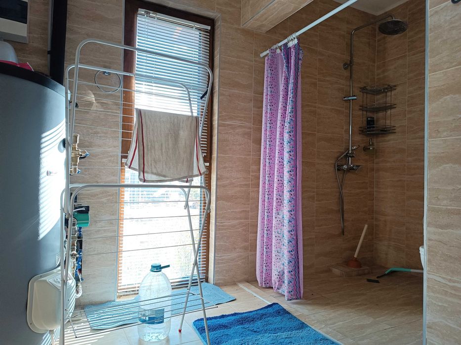 Дава се под наем Къща в Варна, Център - 330 кв.м за 1500 € - Снимка #17