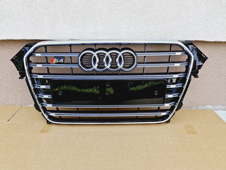 Grila centrala Audi A4 S4 B8 facelift 2012-2015