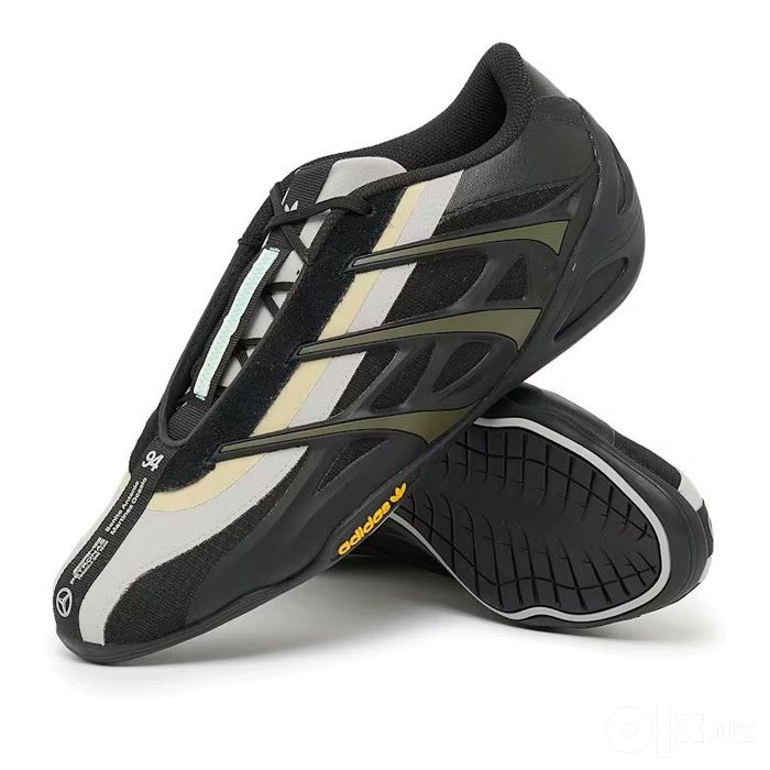 Кроссовки adidas