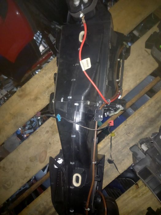 Корпус отопителя на Мерседес 211