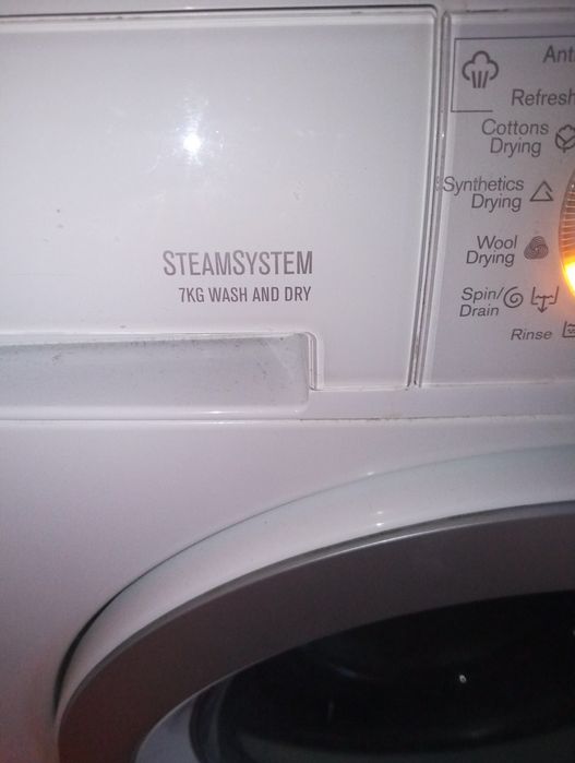 Сушилня с пералня.,Електролукс