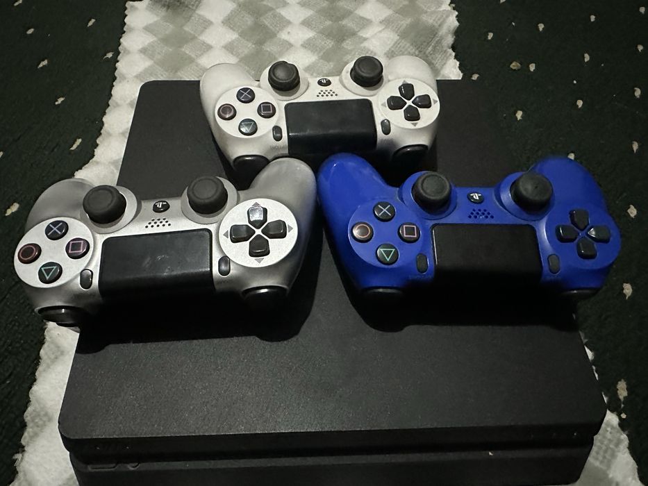 playstation 4 slim