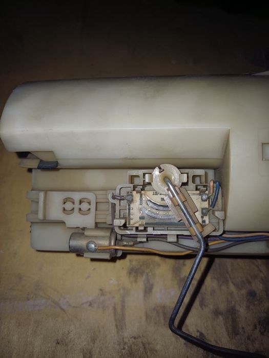 Продам бензостанцию  Chevrolet Aveo Т200