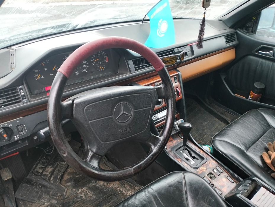 Срочна продам машину