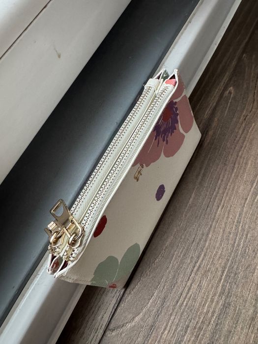 Портмонета parfois и Stradivarius