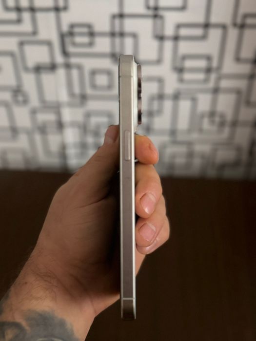 Iphone 15 Pro Max 1TB, White, Neverlocked