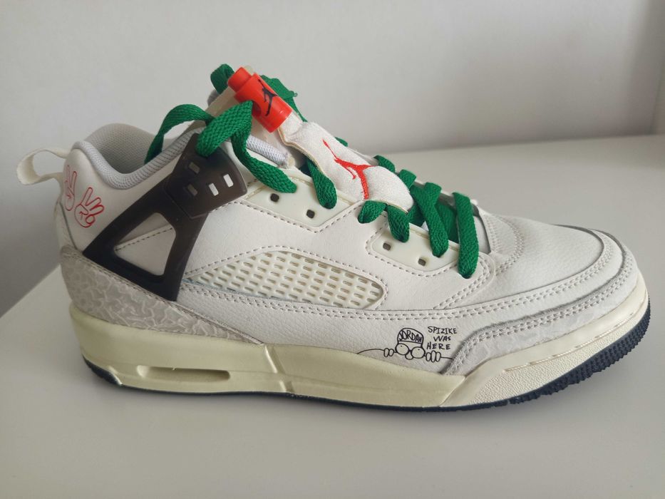 Adidași Jordan măsura 40