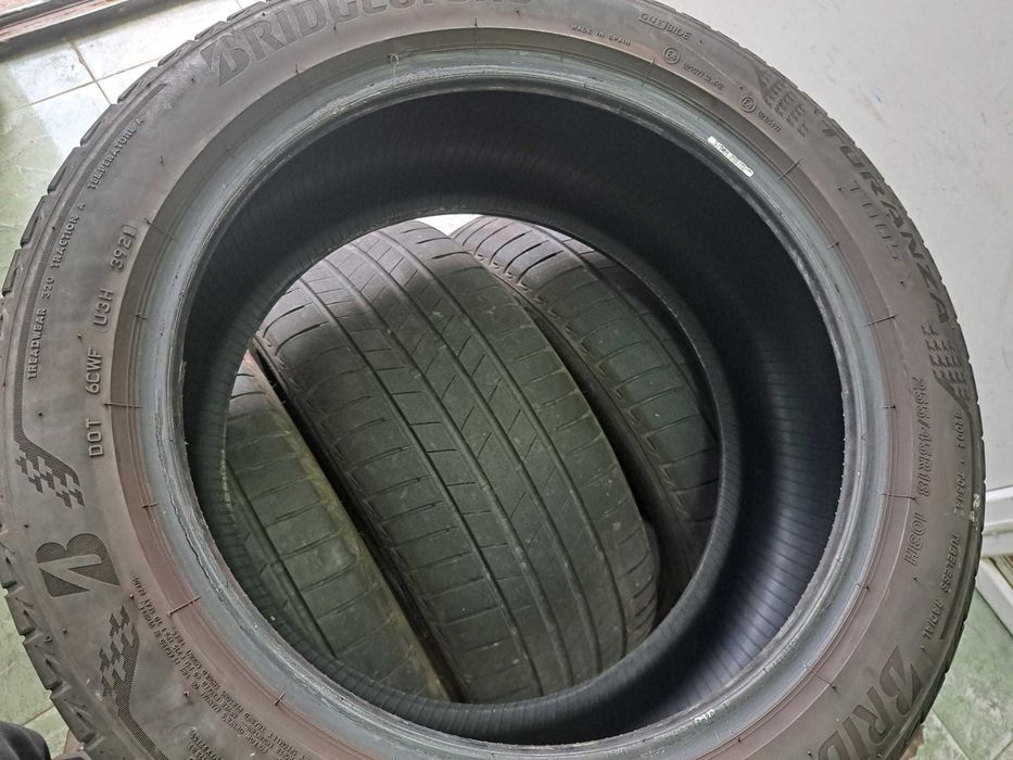4 anvelope 255/45/18 Bridgestone