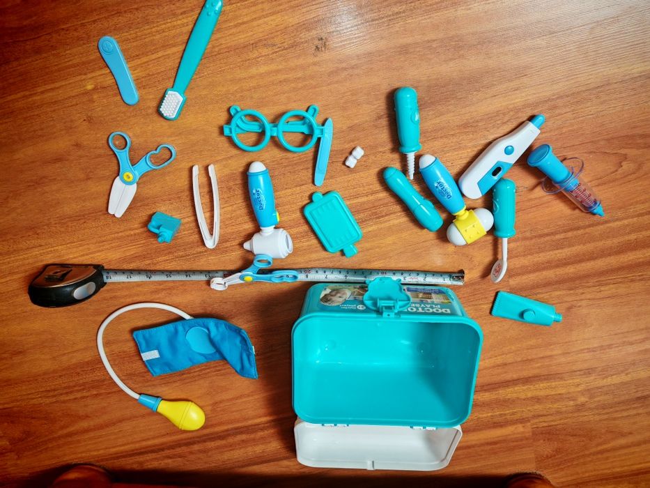 Reducere la toate! Trusa "Micul dentist" cu accesorii