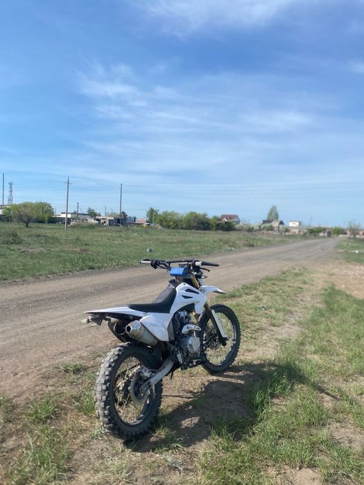 Эндуро 250 кубов