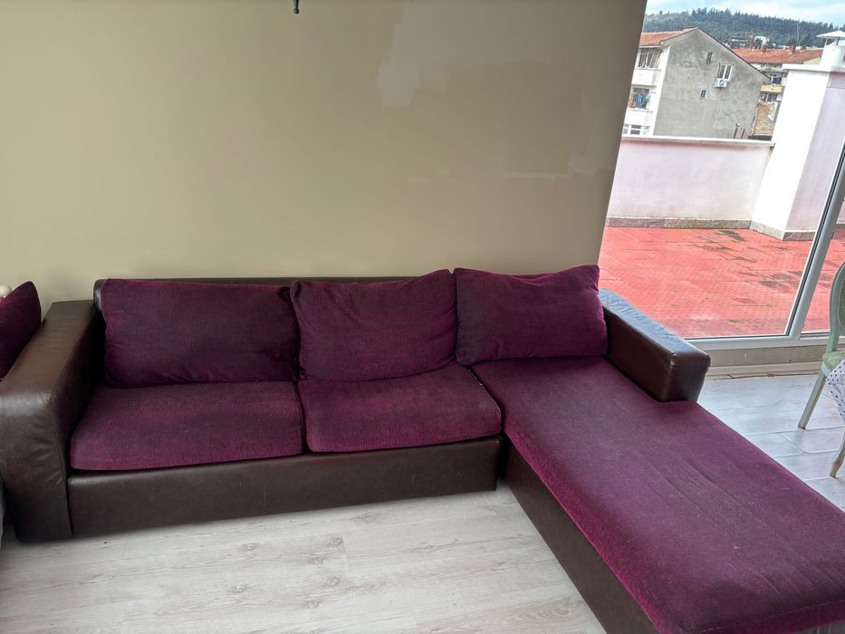 Разтегателен диван