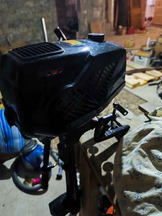 Продам лодочный мотор