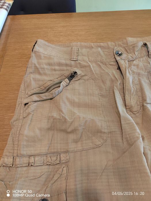 Мъжки панталони.