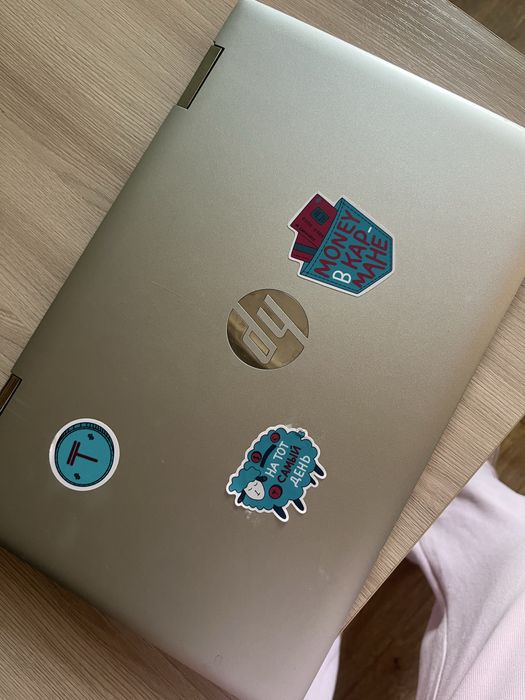 Ноутбук HP сенсорный