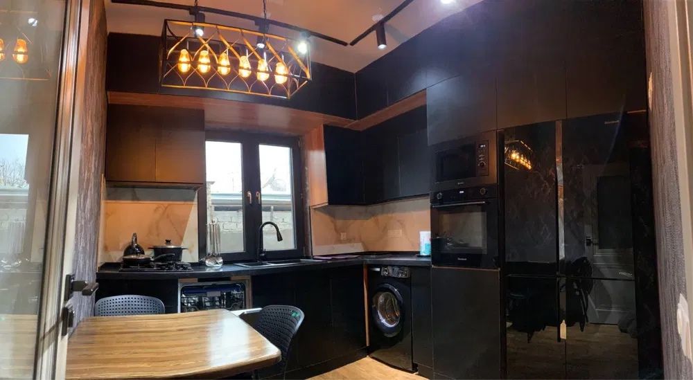 Сдается в аренду коттедж ( н522 )